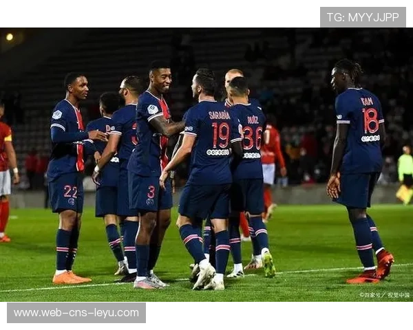 朗斯1-0险胜勒阿弗尔重登榜首,给巴黎圣日耳曼施加压力 朗斯1-0险胜勒阿弗尔重登榜首,给巴黎圣日耳曼施加压力