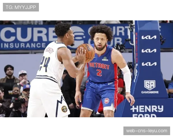 穆雷终场前0.9秒三罚两中丢绝平机会，赛后登上全美热搜第二引发热议