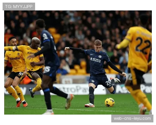 全场比赛结束，埃弗顿1-0小胜狼队，取得保级关键三分